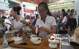 2017年云南茶博会：云南春茶成品茶价格上涨，平均每公斤达94.31元