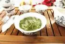 绿茶酿造技术注重水温茶具和茶叶酿造方式